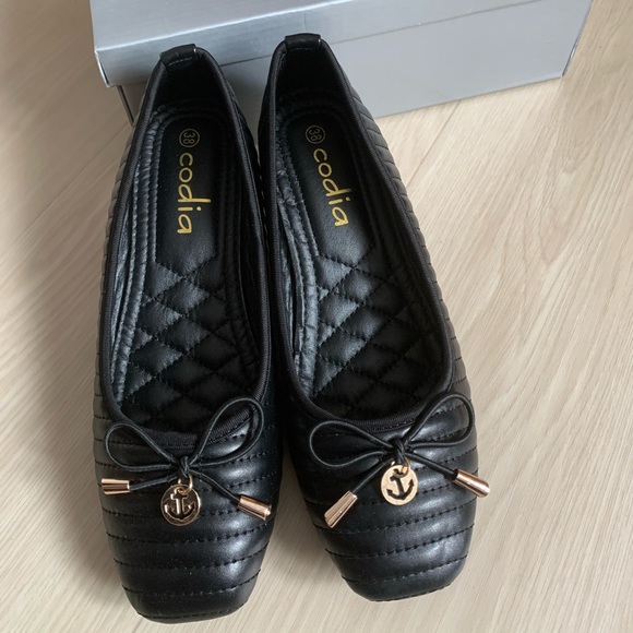 BNIB platform black shoes with gold details - Picture 2 of 3